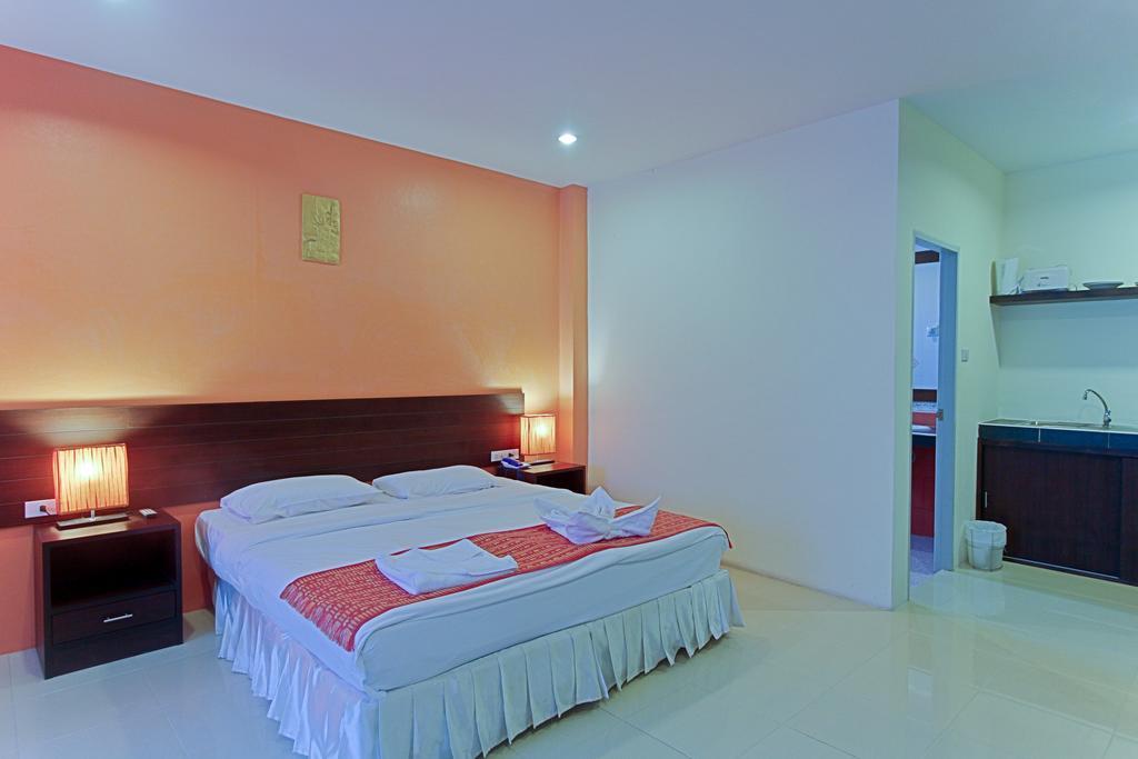 Absolute Phuket Gæstehus Patong